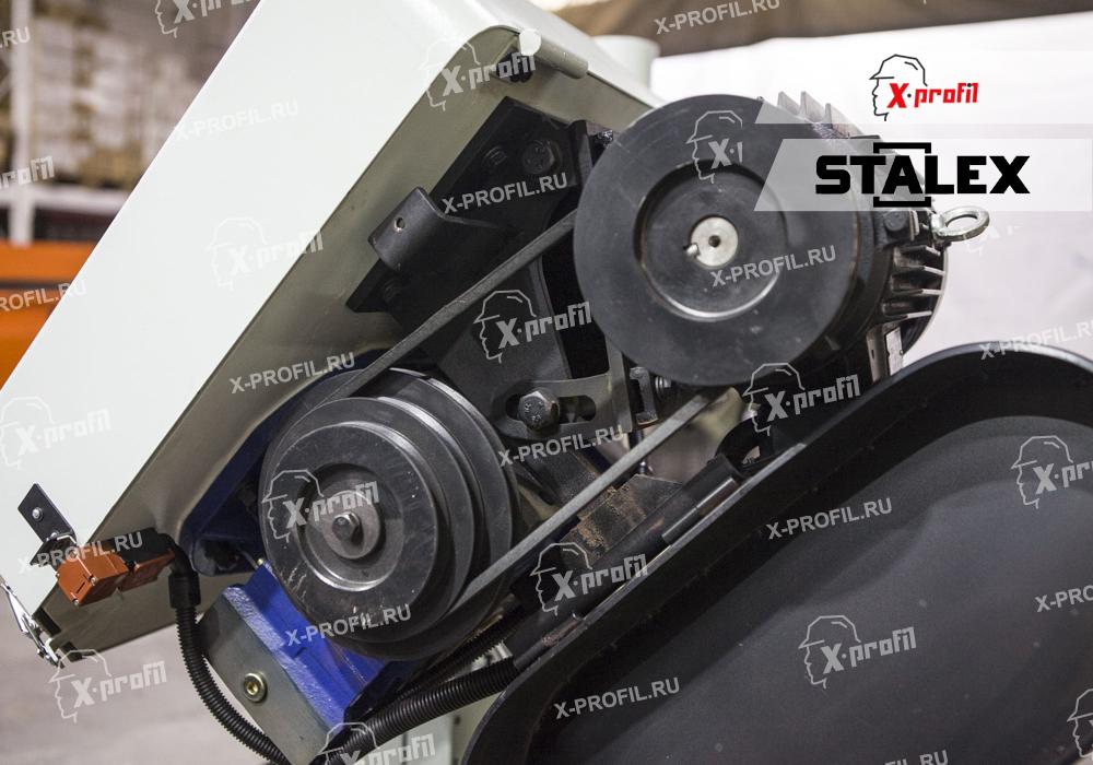 Фотография Ленточнопильный полуавтоматический колонный станок Stalex TBK-4228B